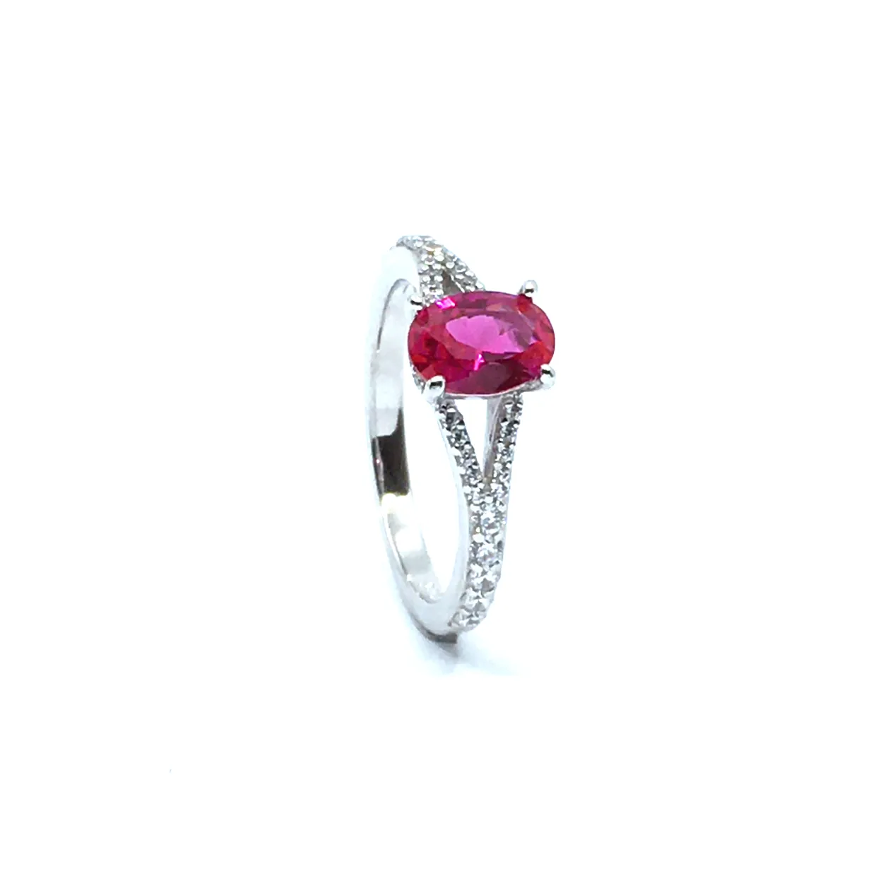 CHRISTOFFERSEN JEWELLERY SØLV RING RHODINERET MED SYNTETISK RØD RUBIN OG ZIRKONIA