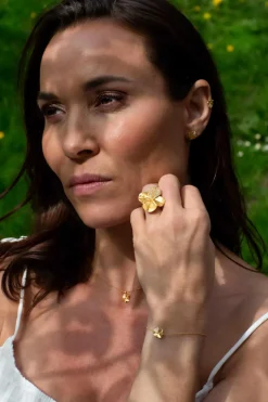 FLORA DANICA STATEMENT RING FIRKLØVER PAVÉ FORGYLDT SØLV - FLC-STRI-G-PAVE