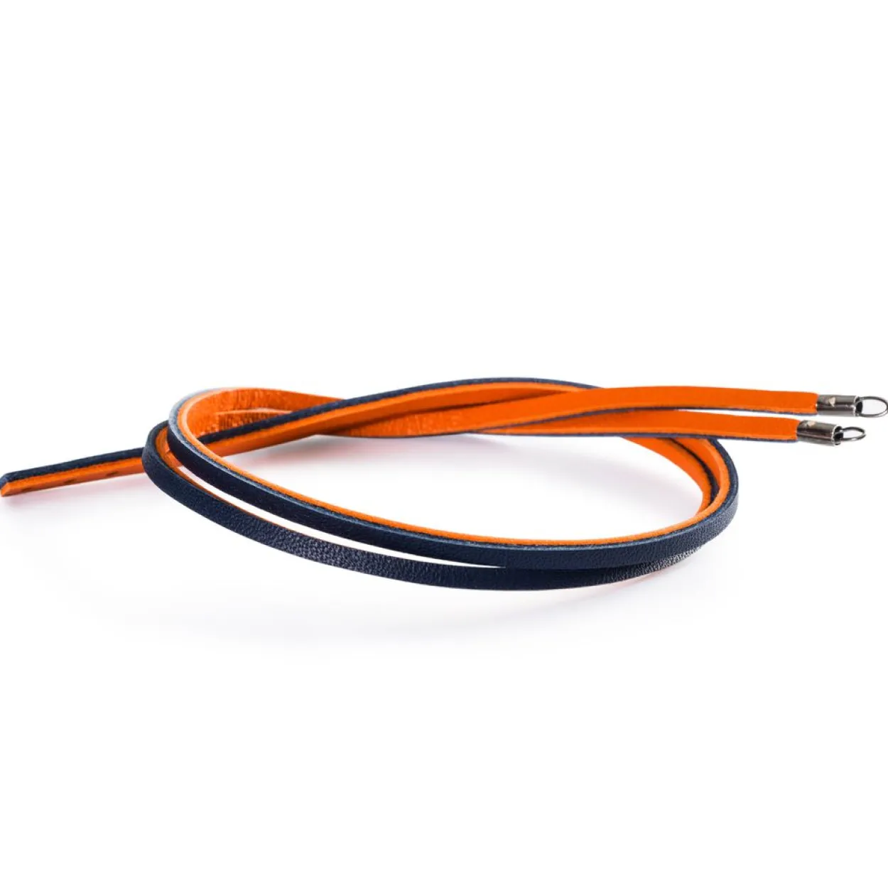 TROLLBEADS LÆDERARMBÅND ORANGE/NAVY 36CM - TLEBR-00043